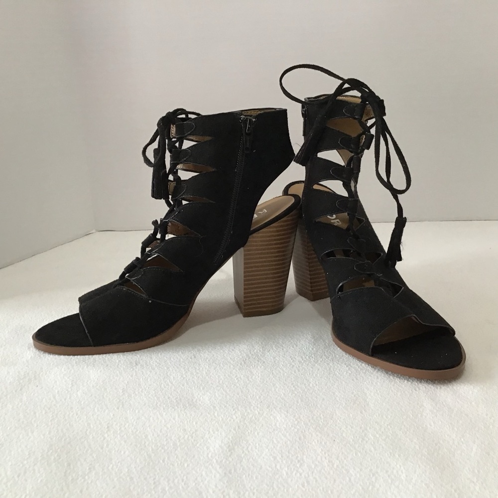 Report Women’s Block Heel Cage Booties Size 9.5 Black Suede Whimsi Goth Y2K Boho